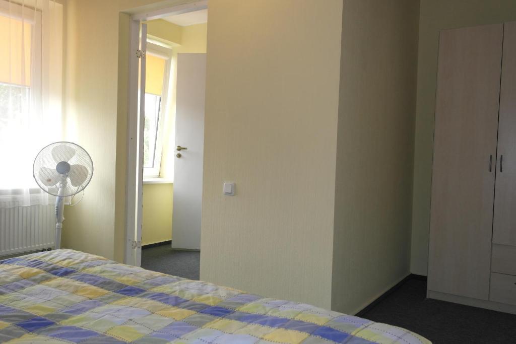 Info Hotel Apartments Паланга Номер фото